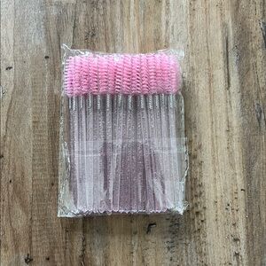 Pack of Pink Disposable Mascara Wands 50 Count